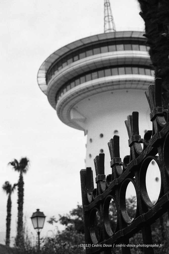 Le jardin au pied du phare de Palavas les Flots