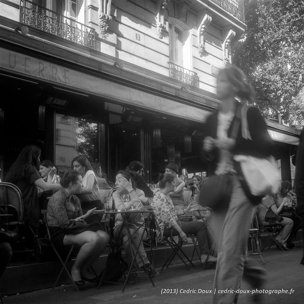 After work : Paris le soir en noir et blanc
