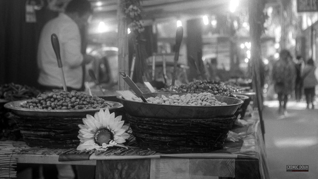 marche paris alesia 2013 06 paris rolleiflex 2013 1306003 120 hp4plus 011