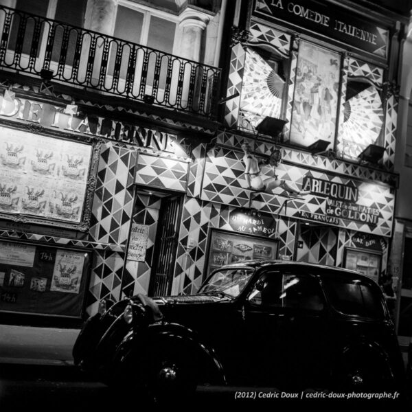 Paris Arlequin, les rues de Paris la nuit