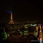Paris, les toits de la ville la nuit