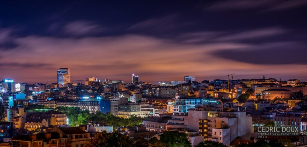 Photo de nuit de Lisbonne la nuit