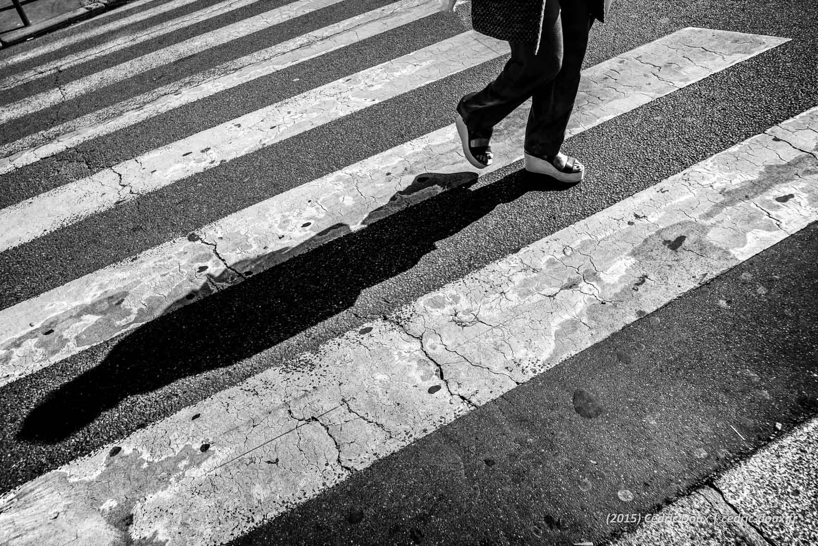 shadows lines Paris 2015 05 StreetPhoto DSC01618