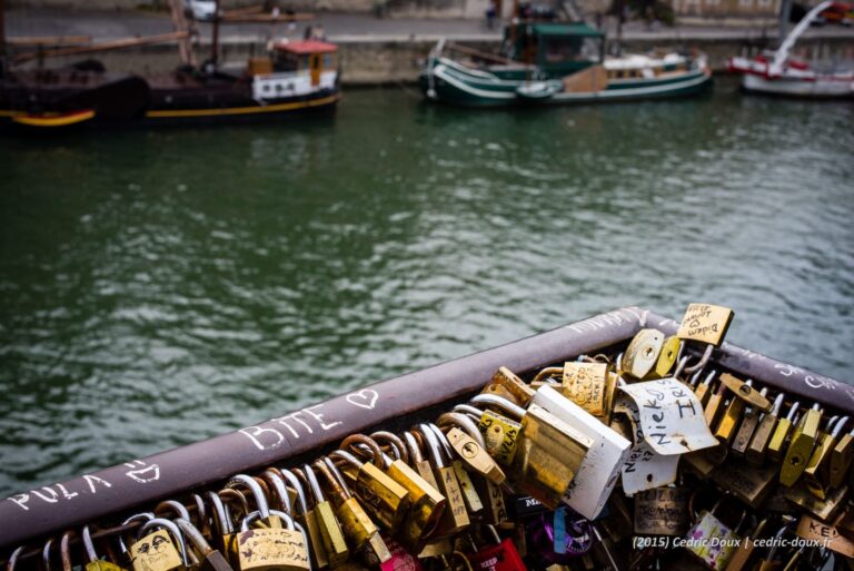Les cadenas à Paris, romantisme assuré (love locks)
