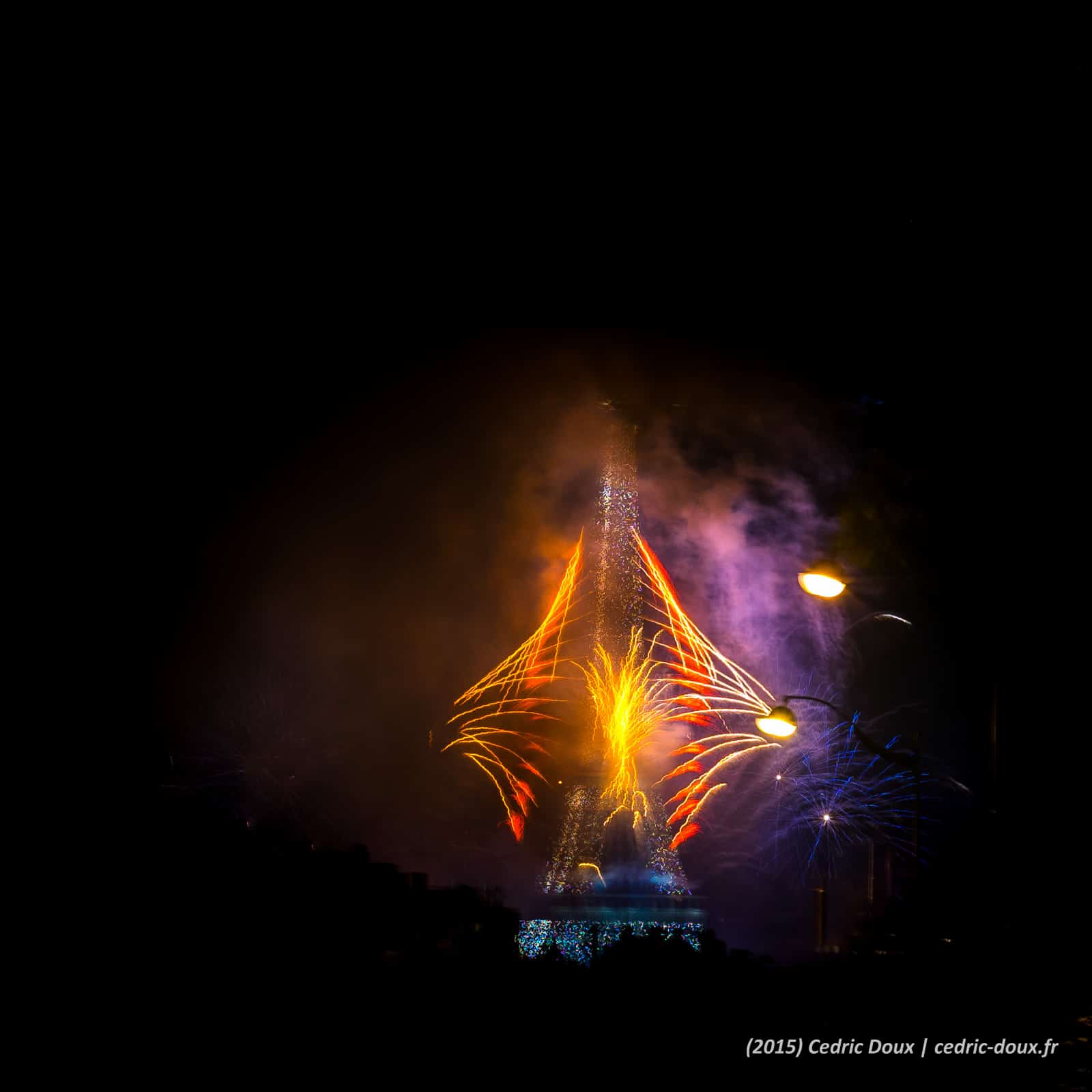 Feu d'Artifice du 14 Juillet 2015 Tour Eiffel - Paris 2015