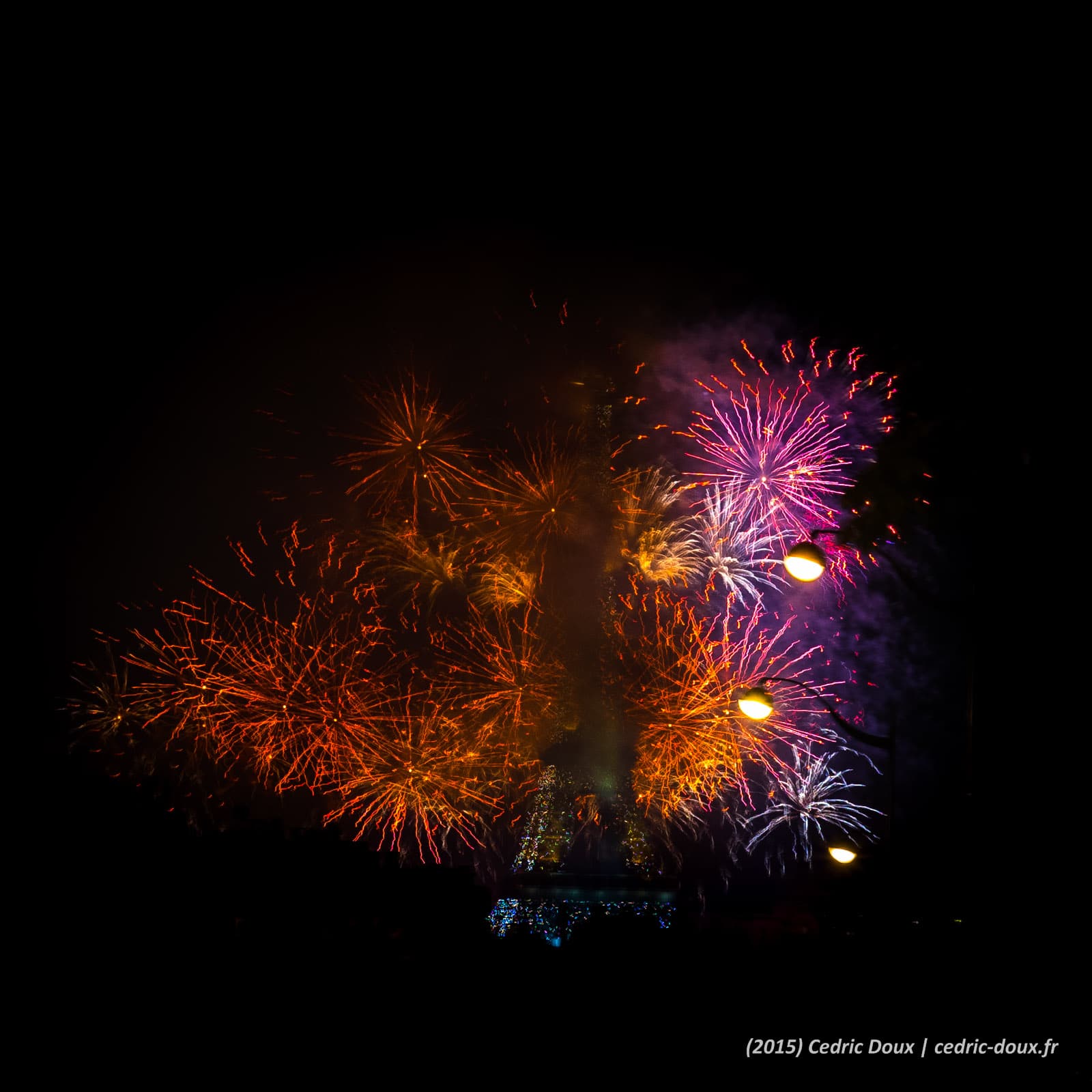 Feu d'Artifice du 14 Juillet 2015 Tour Eiffel - Paris 2015