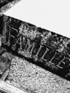 cimetiere pere lachaise noir et blanc DSCN0469