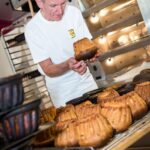 Le boulanger en plein travail - La fête du Pain, Paris 2016