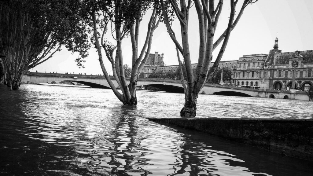 Les quais de Seine inondés en juin 2016 à Paris