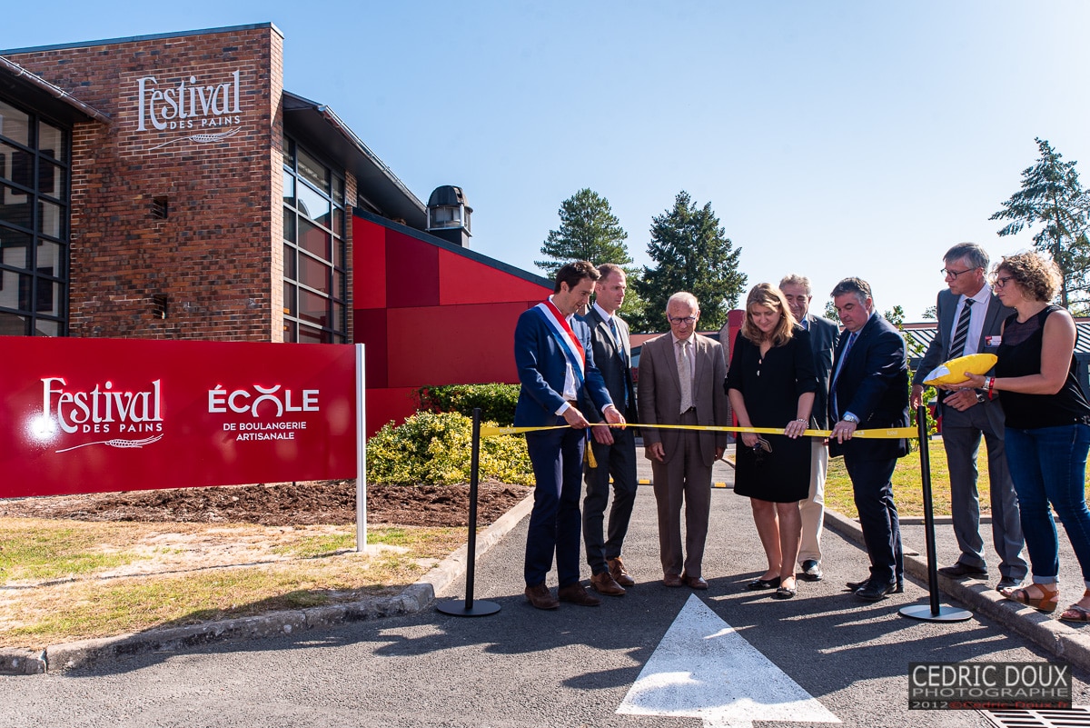 Inauguration de lécole de boulangerie de Lamotte-Beuvron