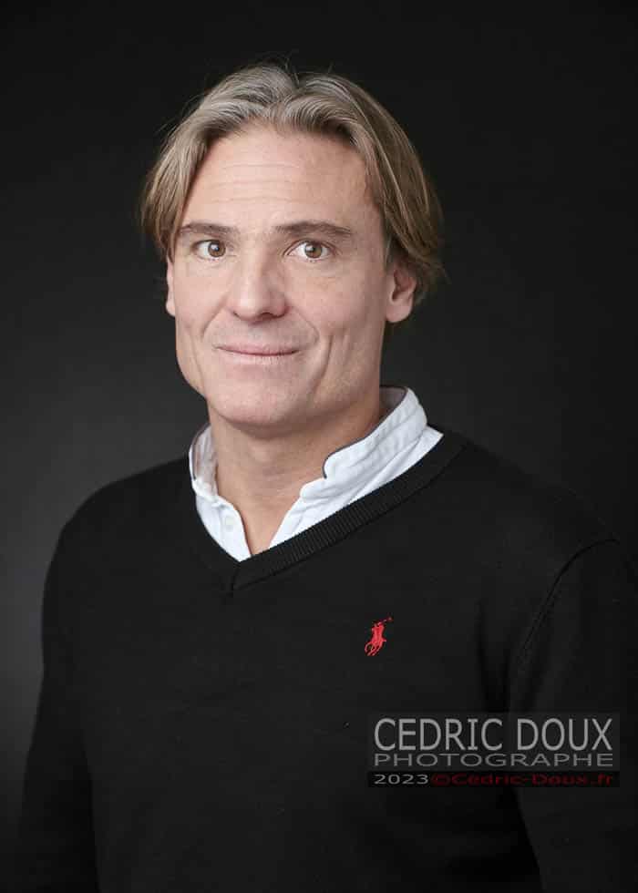 portrait-corporate-221208-144707-Cedric-Doux-Photographe.jpg