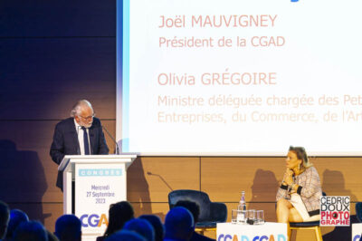 Congrès CGAD Septembre 2023 - Mutualité Paris. Joël Mauvigney Président CGAD et Mme la Ministre Olivia Grégoire / Crédit 2023 © Cedric-Doux.fr
