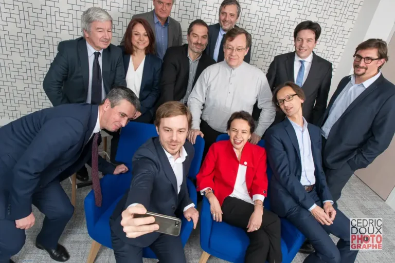 Une banque d'images professionnelle pour optimiser votre marque employeur.